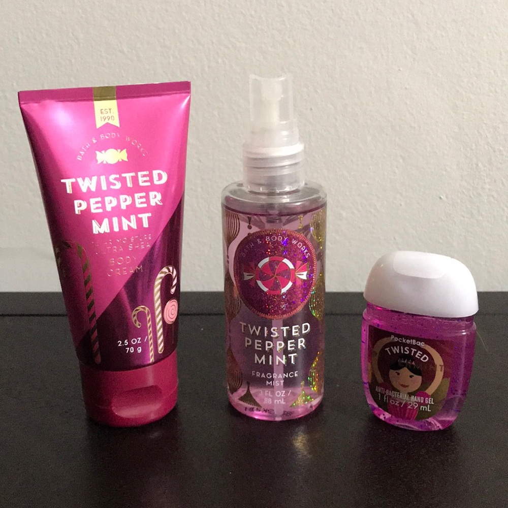 Bath & Body Works - Twisted Peppermint Travel Set